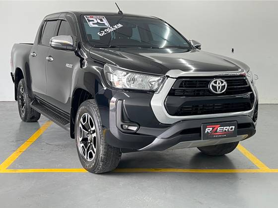 TOYOTA HILUX 2.8 D-4D TURBO DIESEL CD SRV 4X4 AUTOMÁTICO TOYOTA HILUX 2.8 D-4D TURBO DIESEL CD SRV 4X4 AUTOMÁTICO